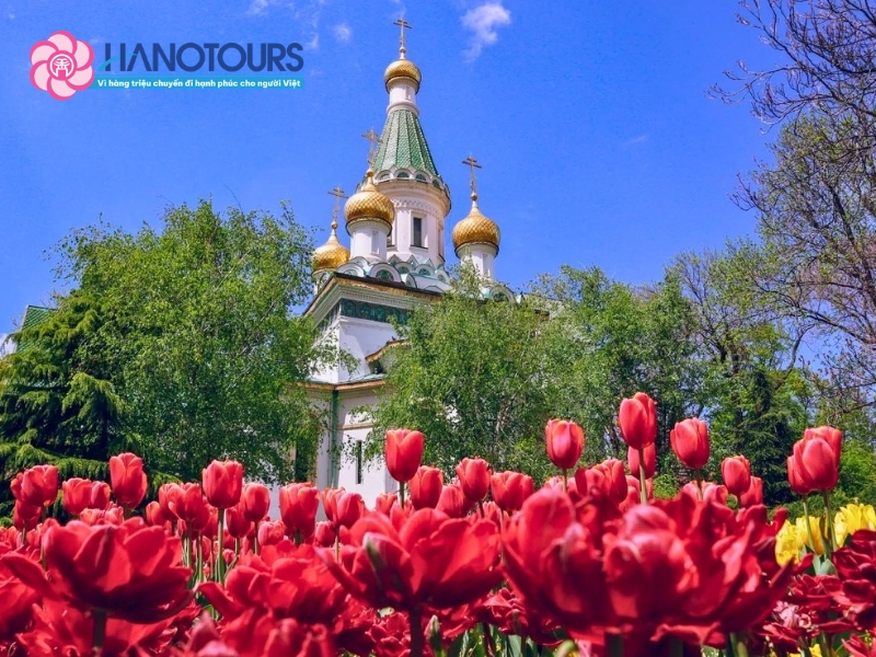 Ngắm cảnh thành phố Nga trong thời khắc giao mùa