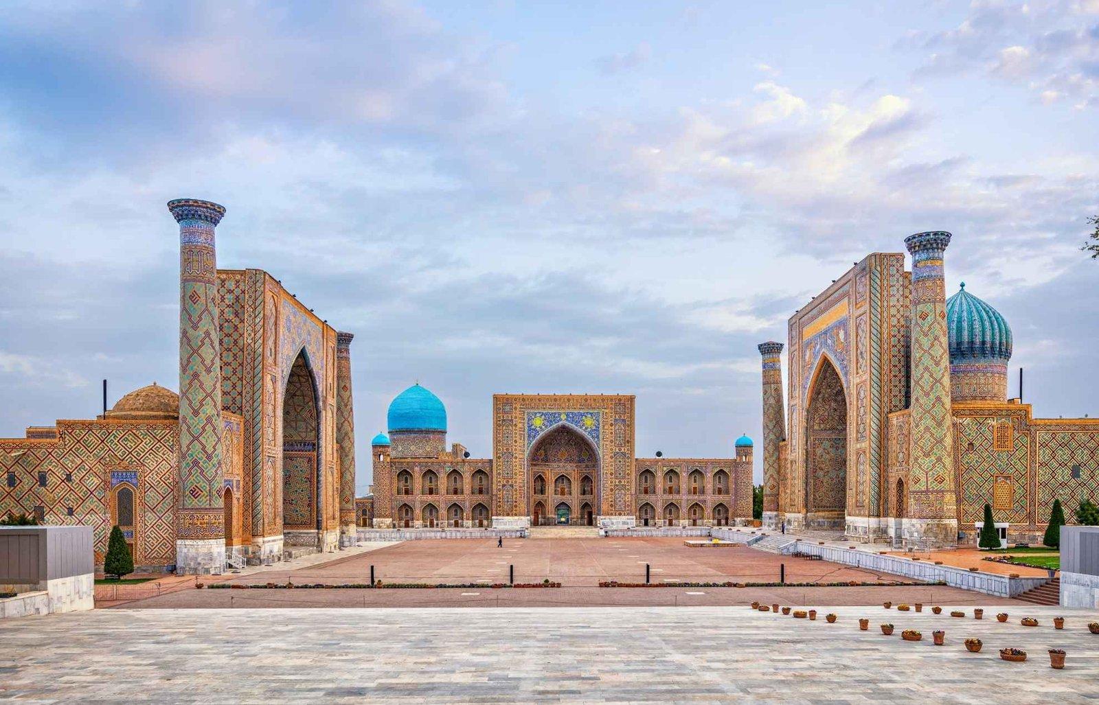 Ba tuyệt tác kiến trúc tạo nên diện mạo huyền thoại của Registan