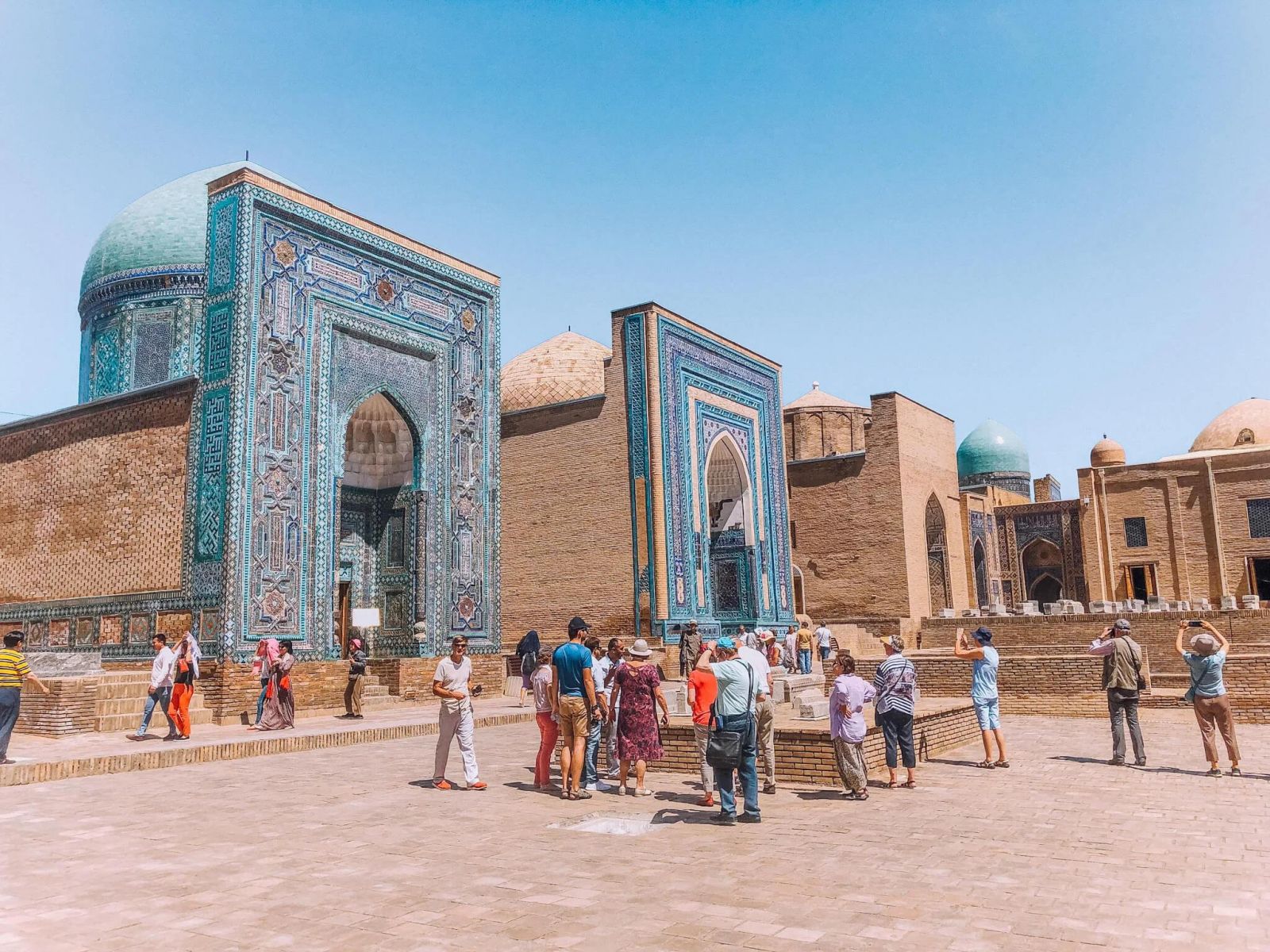 Dự trù vé tham quan để hành trình khám phá Uzbekistan thêm chủ động