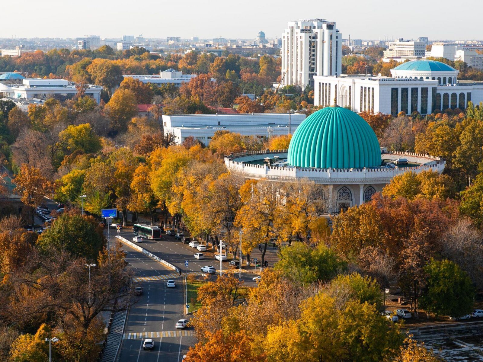 Xuân và thu mang đến một Tashkent dịu mát và đầy sức sống