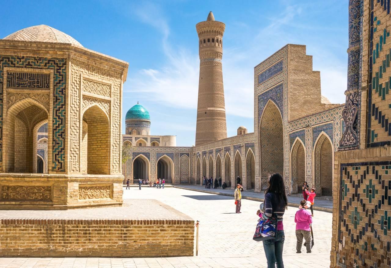 Uzbekistan nơi sắc màu Trung Á hòa cùng dấu ấn Con đường Tơ lụa