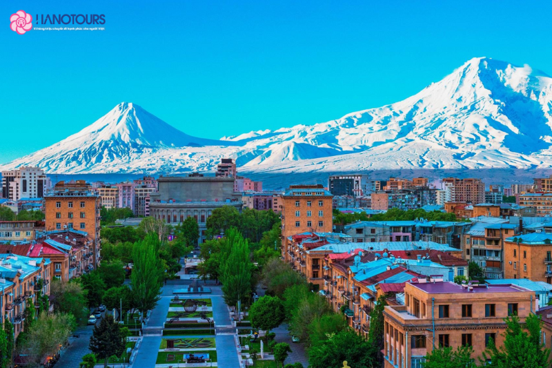 Phương tiện giao thông ở các thành phố của Armenia khá phát triển