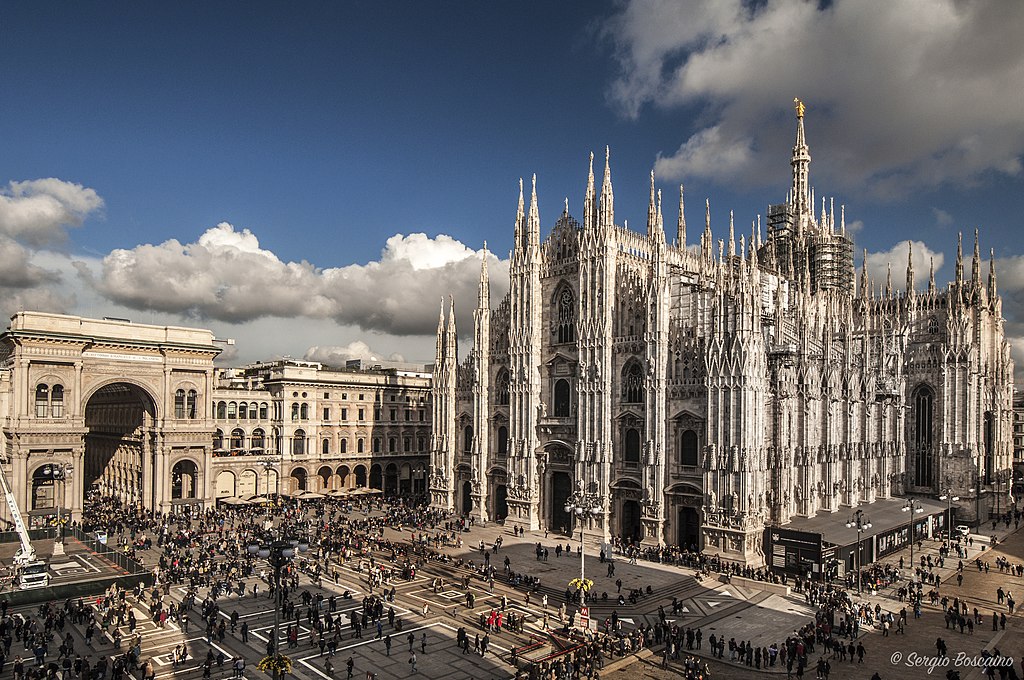 Quảng trường Duomo và Nhà thờ đá Milan