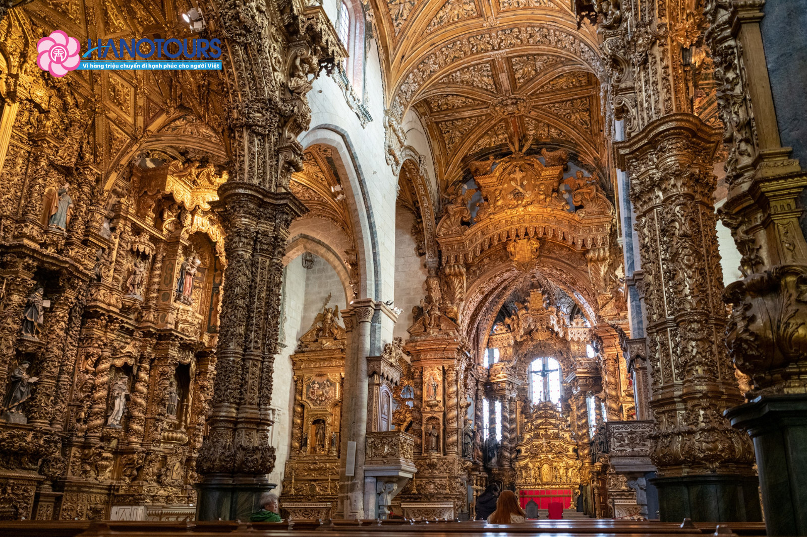 Nhà thờ Sao Francisco – di tích kiến trúc nổi bật nhất ở Porto