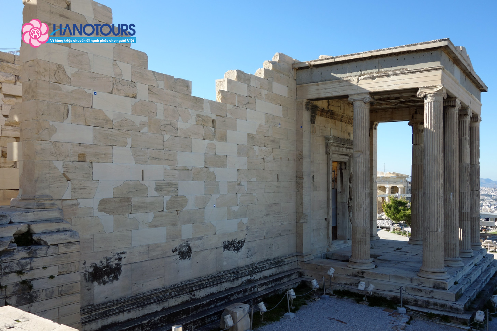 Đền Erechtheion gắn liền với những câu chuyện thần thoại đã nuôi dưỡng tâm hồn người Hy Lạp hàng nghìn năm