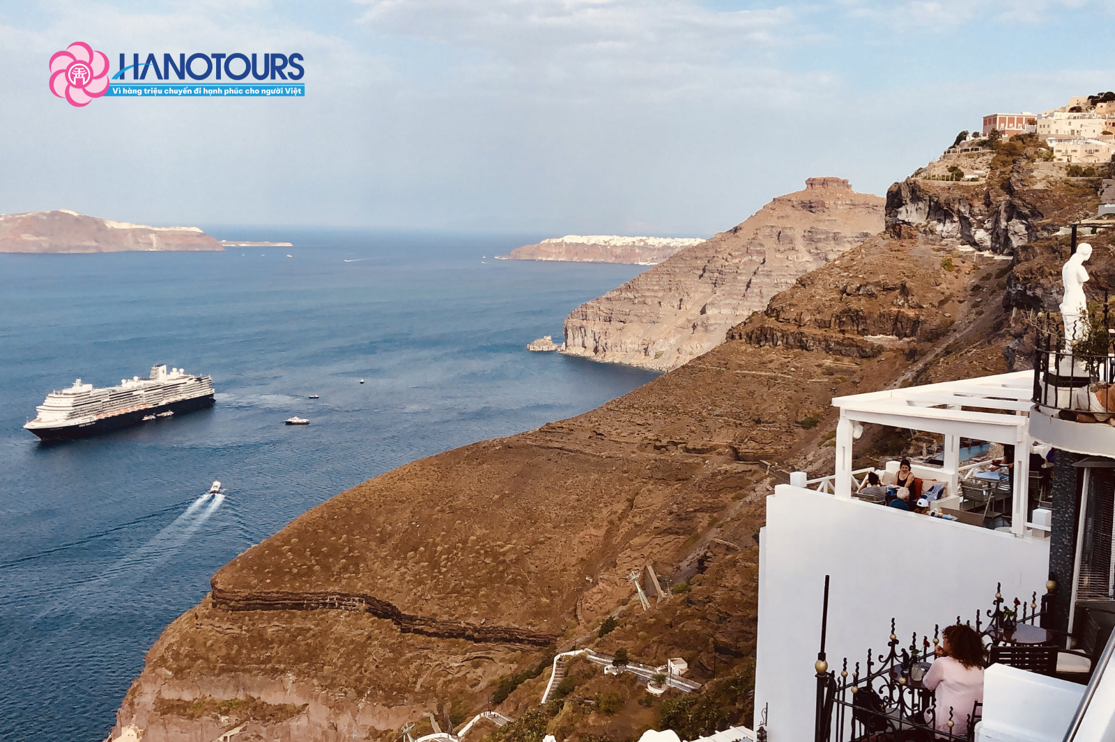 Làng Fira - Thủ phủ xinh đẹp của Santorini