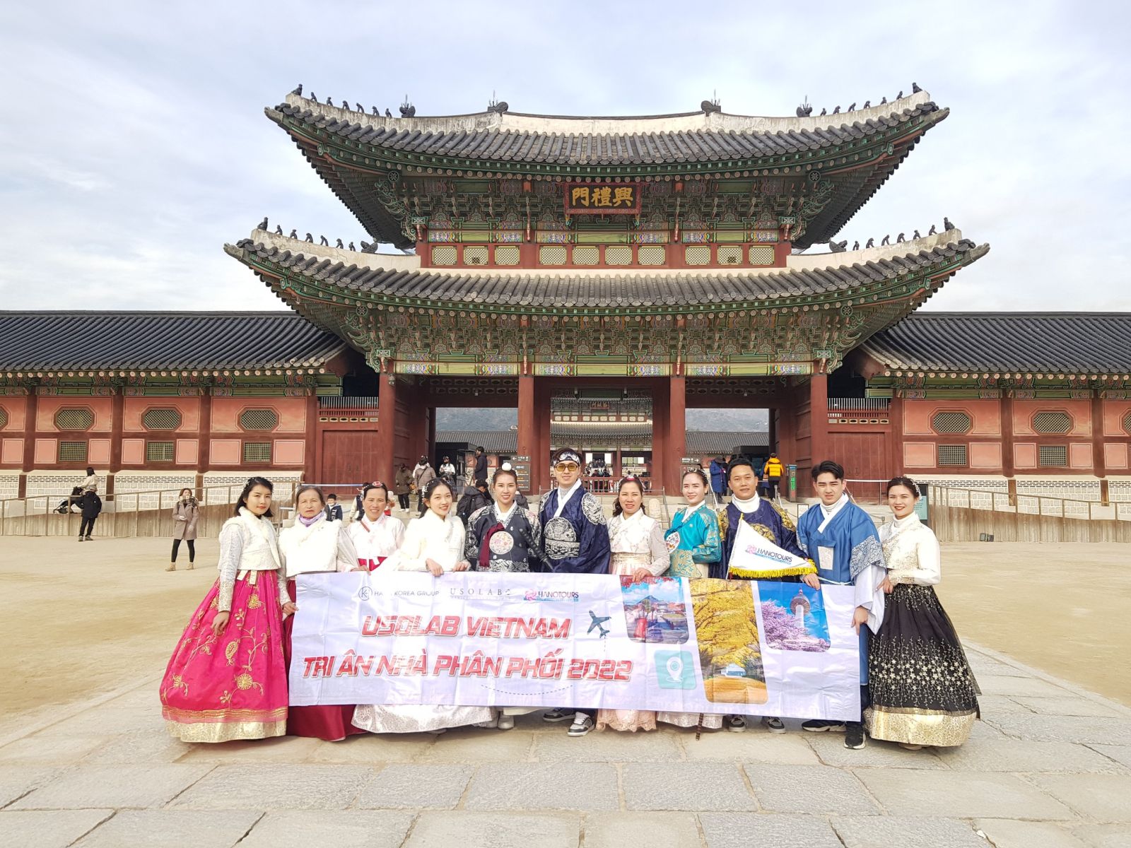 Cung điện Gyeong-bok Hàn Quốc Hanotours