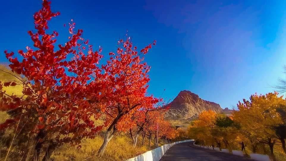 Du lịch Osh Kyrgyzstan qua bốn mùa với núi thiêng Sulaiman Too và cảnh quan thành phố cổ