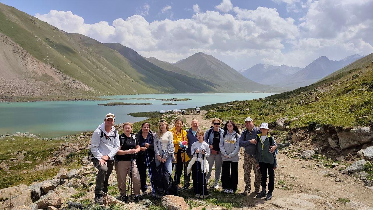 Lựa chọn cách đồng hành phù hợp để hành trình khám phá Kyrgyzstan thêm trọn vẹn