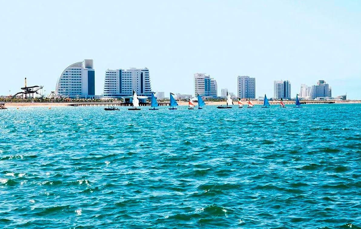 Khám phá Turkmenistan mùa hè để cảm nhận vẻ đẹp rực rỡ và khắc nghiệt đặc trưng của vùng đất sa mạc Trung Á