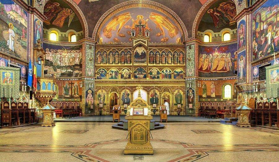 Hành trình đến Saint Catherine mang lại những phút giây lắng đọng, khi vẻ đẹp thiên nhiên hòa cùng chiều sâu lịch sử và đời sống tâm linh