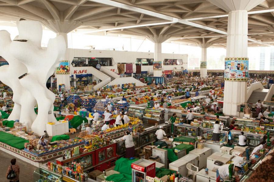 Altyn Asyr Bazaar mang đến một góc nhìn sinh động về mua bán, văn hóa và đời sống thường nhật của người Turkmenistan