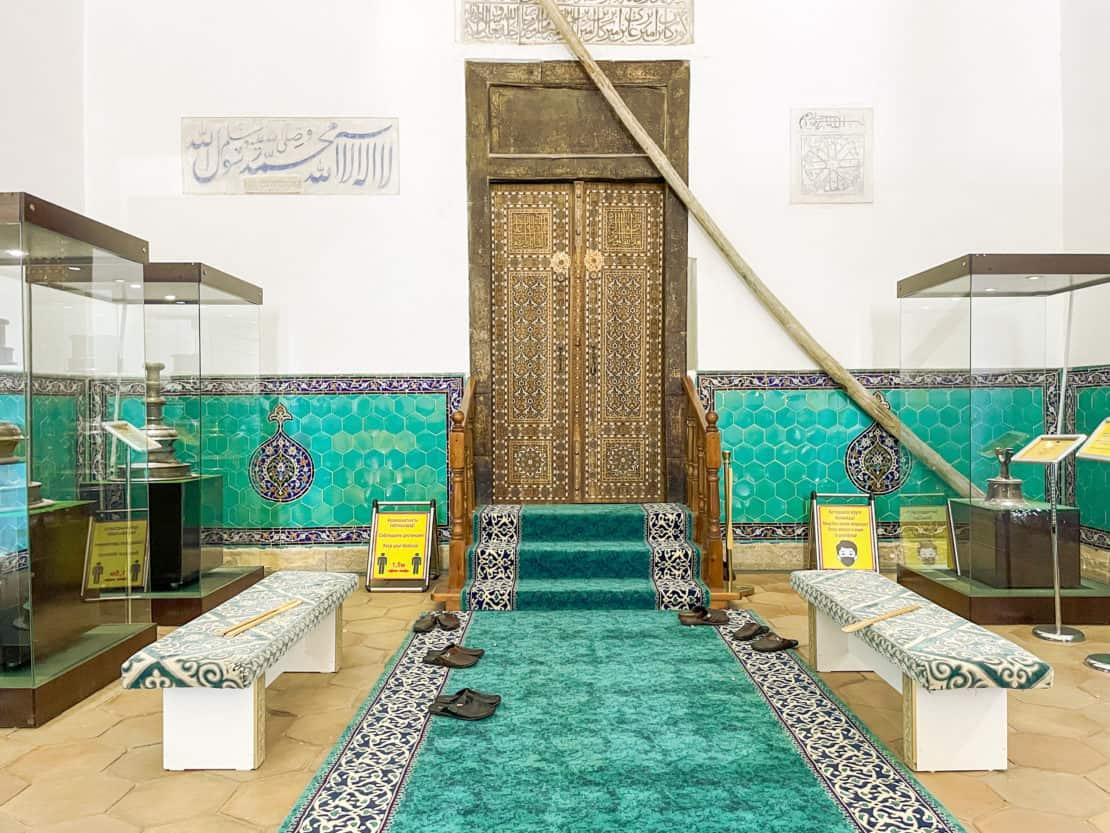 Bước vào Khoja Ahmed Yasawi để cảm nhận chiều sâu lịch sử Turkistan