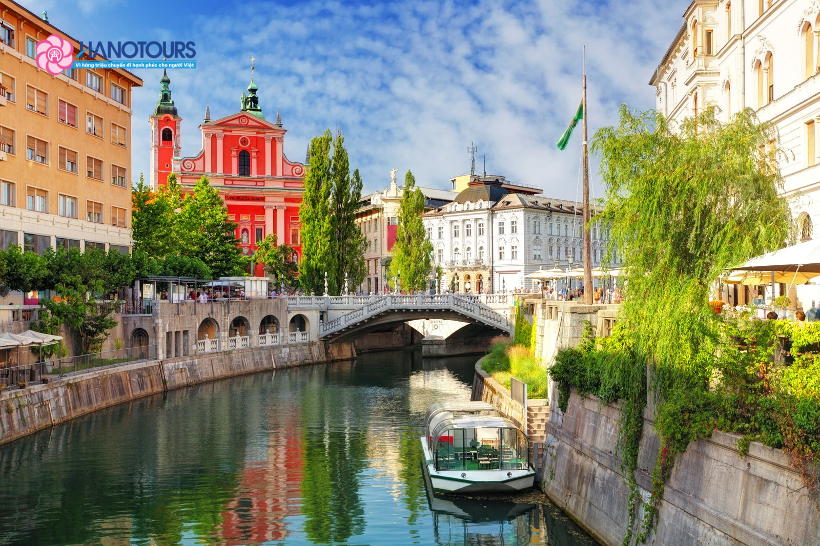 Đi thuyền trên sông Ljubljana độc đáo và thú vị