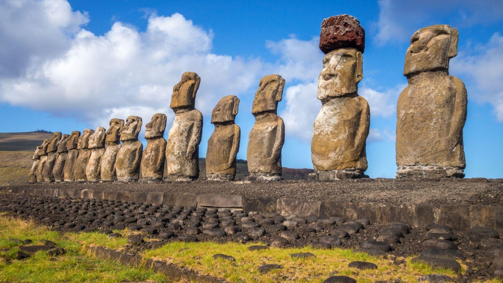 Mỗi điểm đến ở Chile là một lát cắt độc đáo của thiên nhiên và văn hóa, khiến hành trình khám phá đất nước này luôn tràn đầy bất ngờ