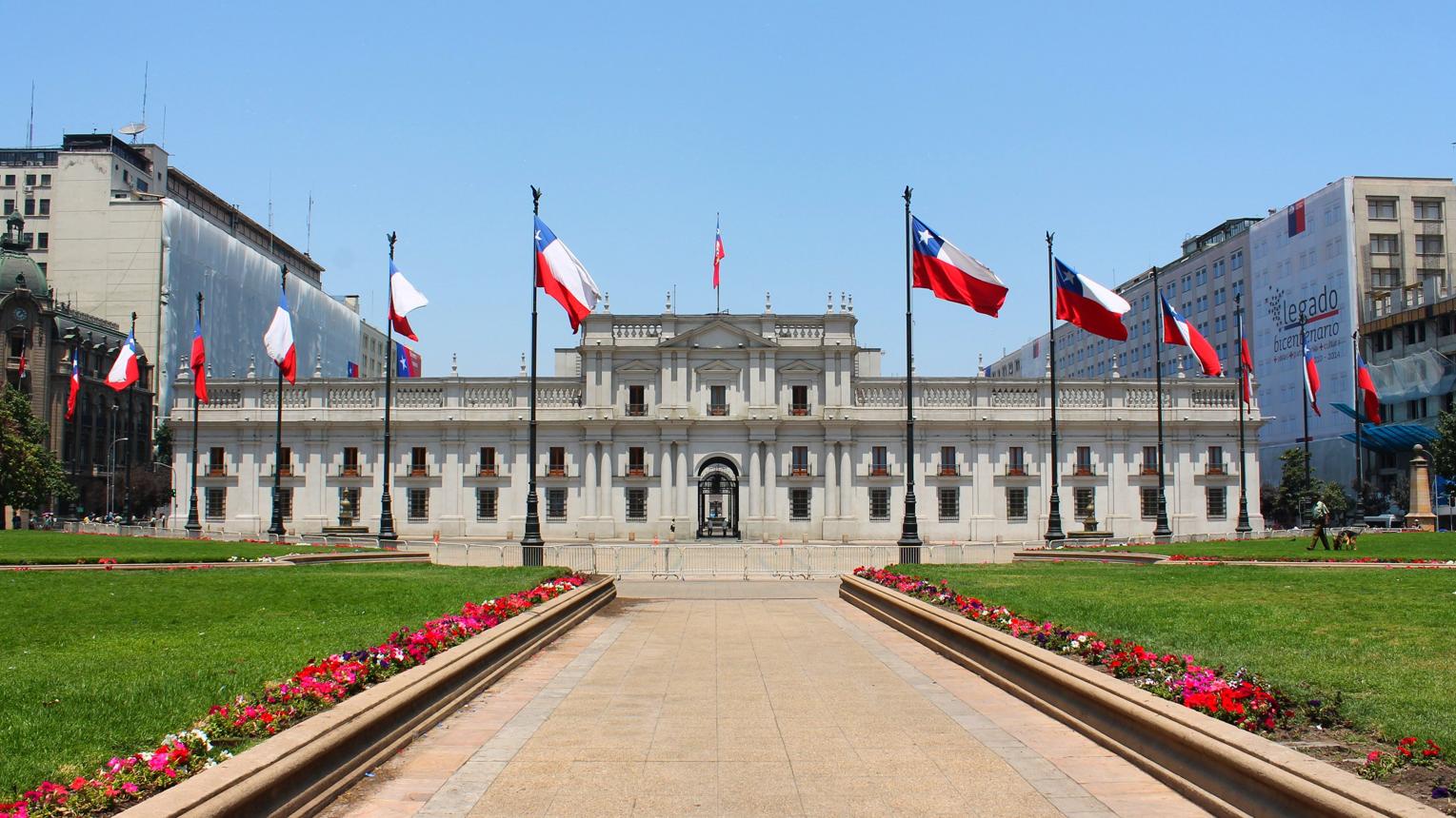 Santiago cuốn hút qua từng góc phố và công trình biểu tượng, nơi lịch sử hòa nhịp cùng sức sống của một thủ đô hiện đại