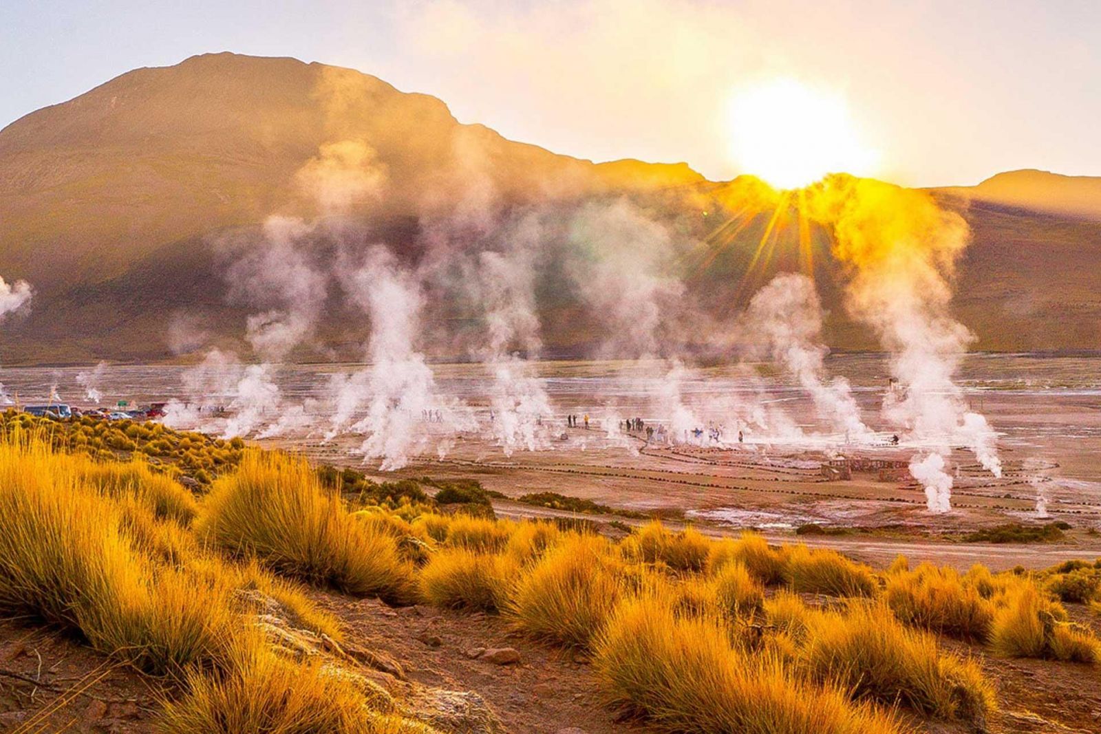 San Pedro de Atacama là cánh cửa dẫn vào miền hoang mạc kỳ bí, nơi vẻ đẹp nguyên sơ của đất trời khiến mỗi hành trình trở nên khác biệt