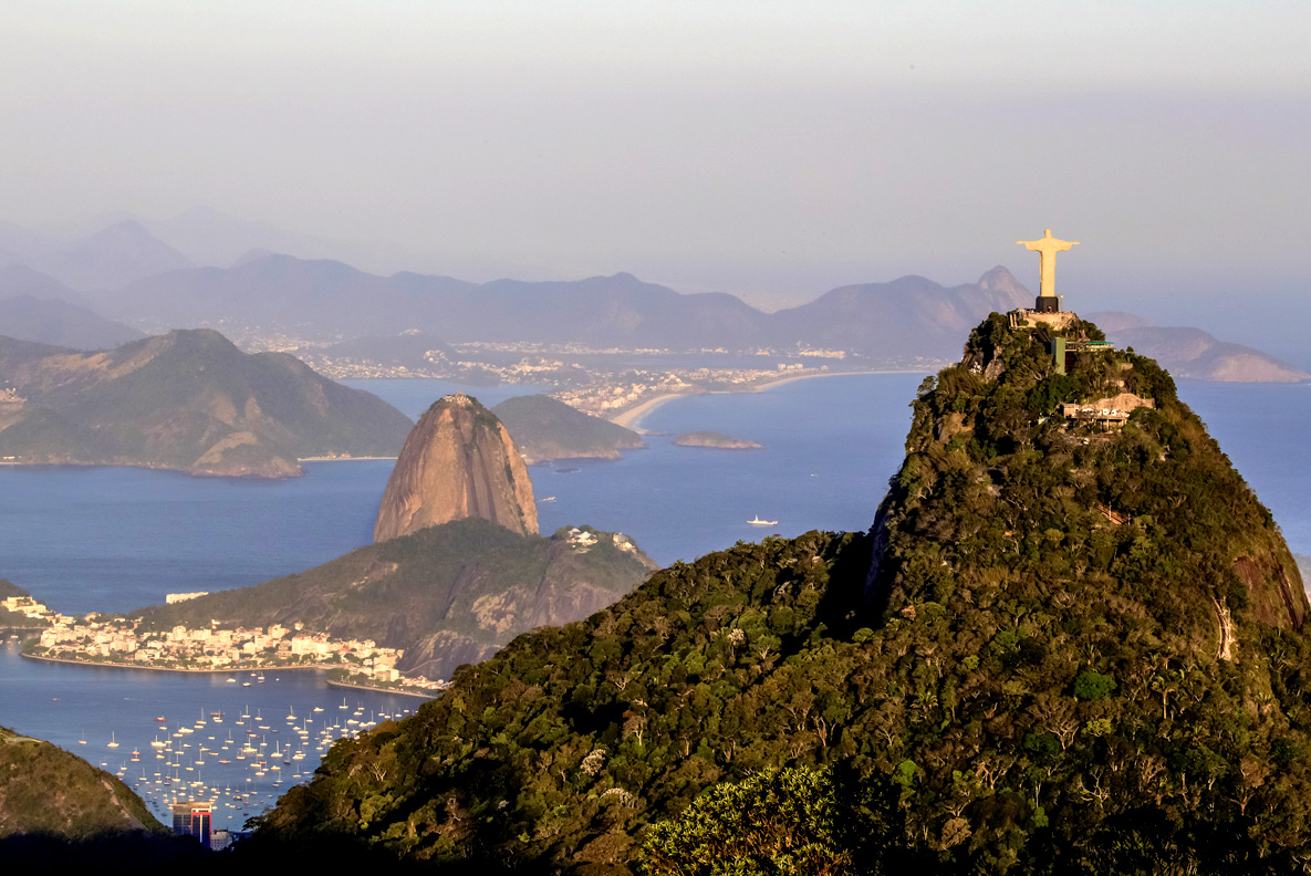Núi Corcovado - nơi đặt tượng Chúa cứu thế