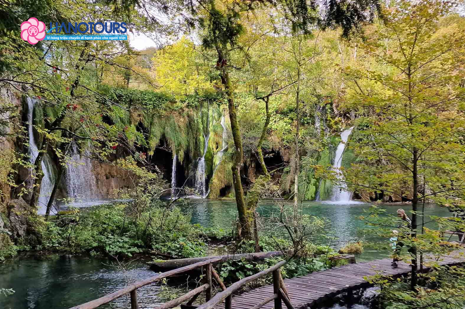 Vườn Quốc gia Plitvice mỗi mùa đều sở hữu những nét thu hút riêng