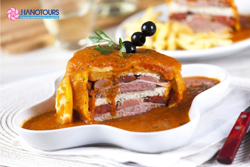 Món đặc sản nổi tiếng nhất của ẩm thực Porto: Francesinha