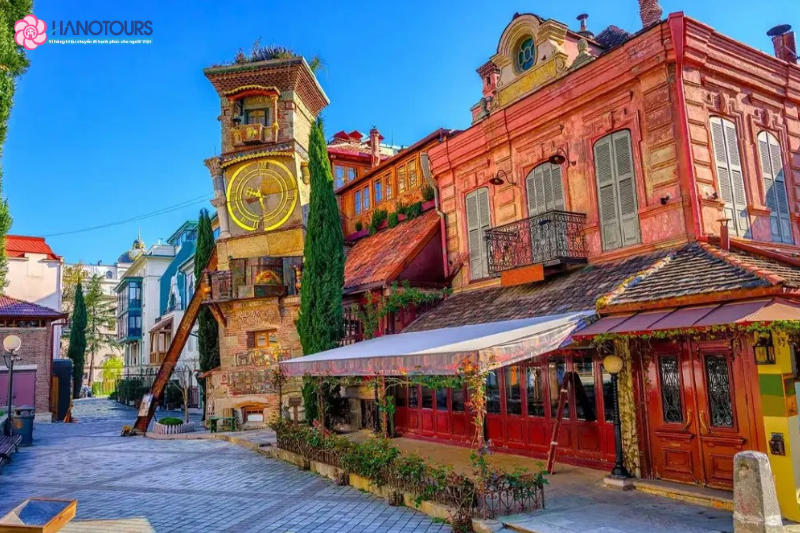 Phố cổ Tbilisi nổi tiếng với kiến trúc đa dạng