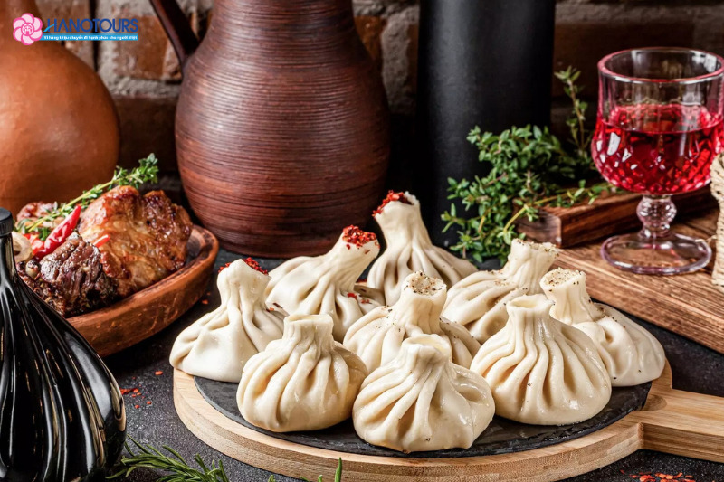 Khinkali là món ăn nên thử khi đến thành phố Tbilisi