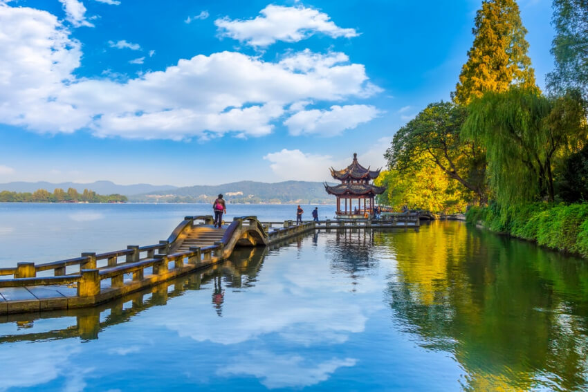 Tây Hồ Hàng Châu là thắng cảnh nổi tiếng bậc nhất Trung Quốc