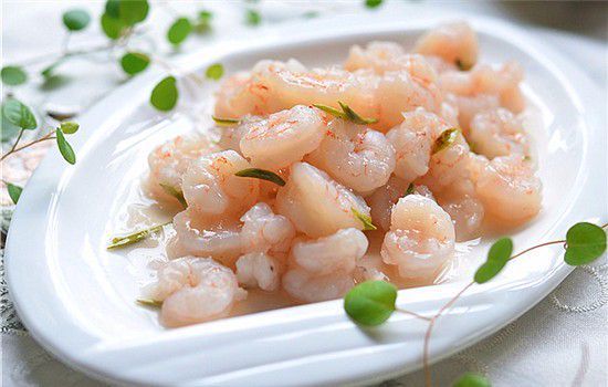 Thưởng thức tôm nõn trà Long Tỉnh – tinh hoa ẩm thực Hàng Châu