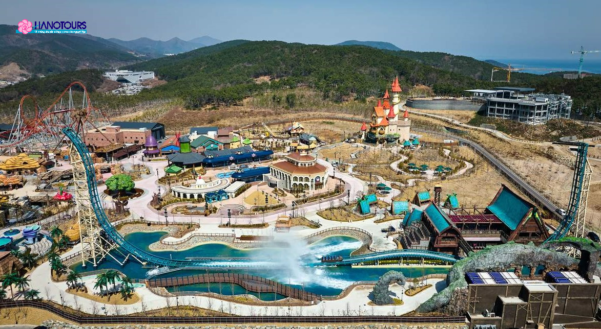 Lotte World Busan đầy ắp các hoạt động giải trí thú vị cho trẻ em và người lớn