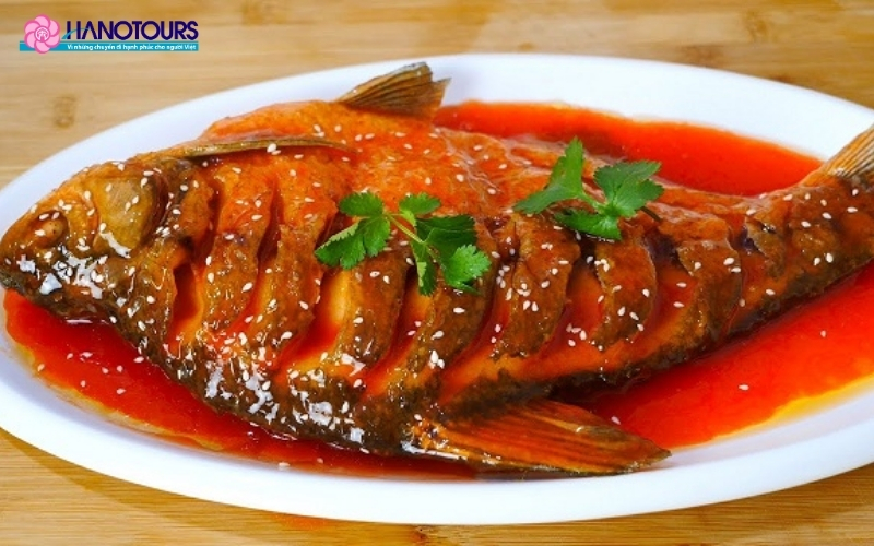 Cá chép Tây Hồ sốt chua ngọt (West Lake Vinegar Fish)