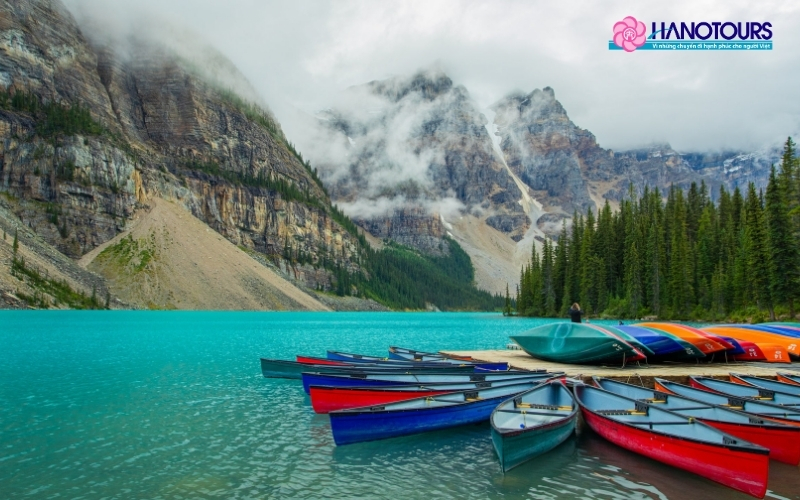 Hồ Moraine (Moraine Lake)
