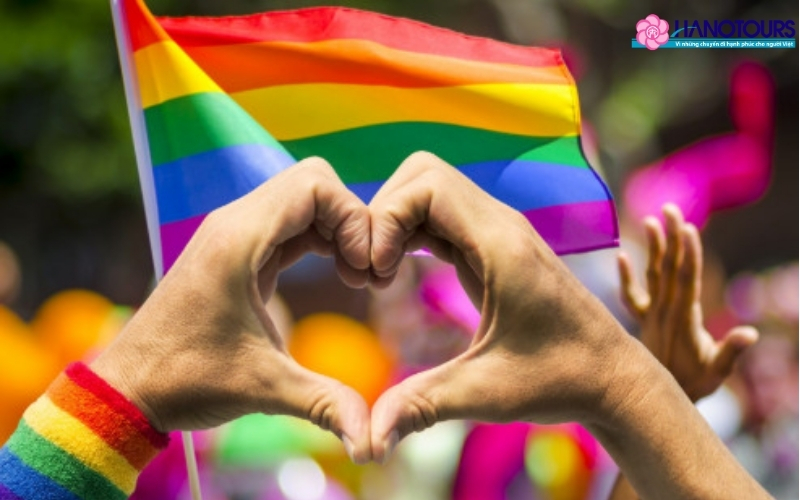 Tháng Tự hào (Pride Month)