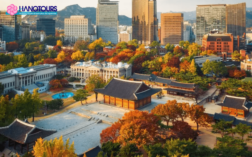 Cung điện Deoksugung nằm ở trung tâm Seoul