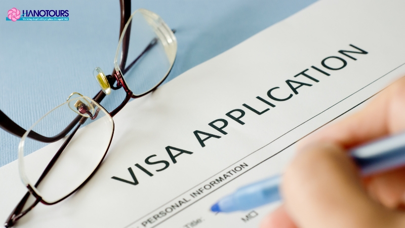 Nộp visa tại trung tâm KVAC Hà Nội hoặc TPHCM