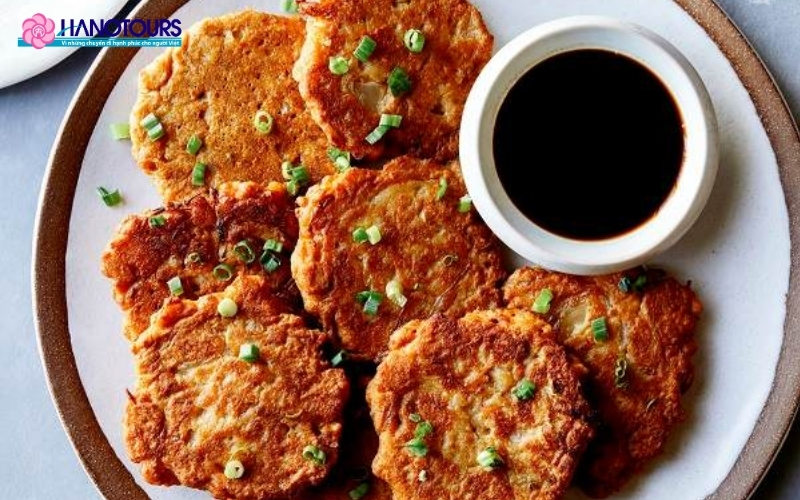 Bindaetteok là một trong những món bánh đường phố phổ biến tại Hàn Quốc