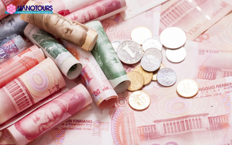 Đổi tiền Trung Quốc ở tiệm vàng