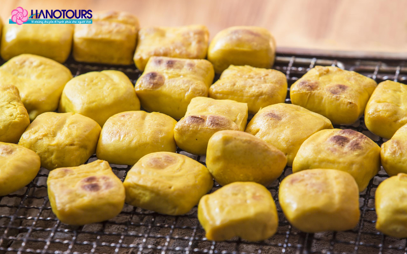 Đậu phụ thối có lớp vỏ giòn rụm cùng hương vị béo bùi đặc trưng