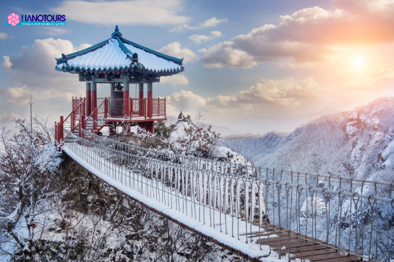 Mùa đông tại Hàn Quốc với khung cảnh tuyết trắng đẹp như tranh