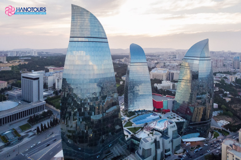Flame Towers là biểu tượng kiến trúc của Baku