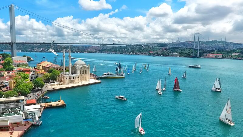 chiêm ngưỡng toàn cảnh eo biển Bosphorus