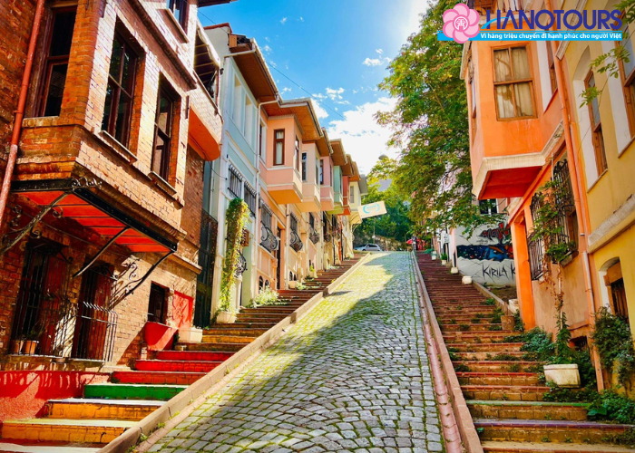  khám phá khu phố cổ Istanbul