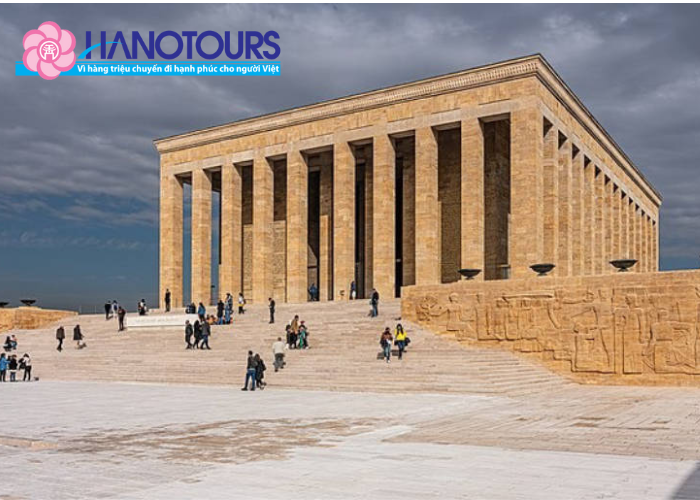 Quảng trường Ataturk Mausoleum