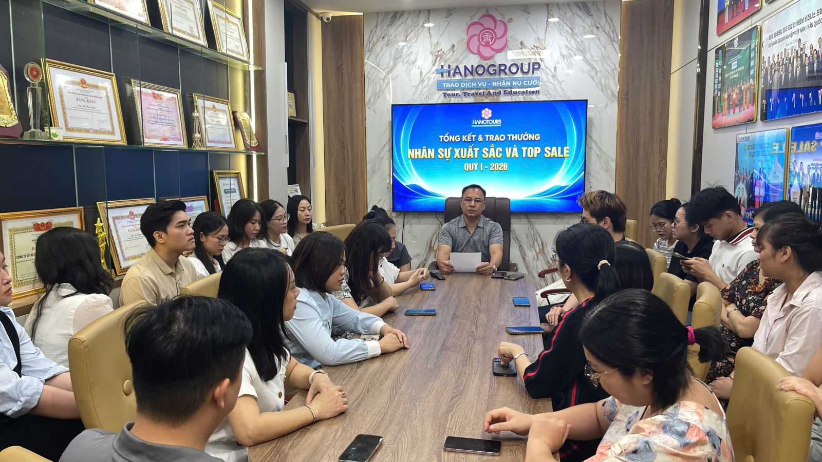 Hanotours họp tổng kết hoạt động kinh doanh Quý I/2026