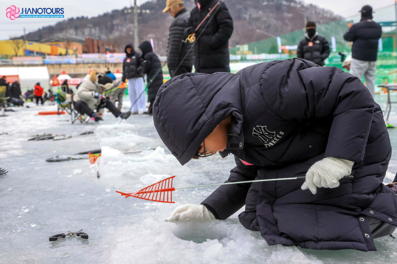 Cần chú ý mặc ấm khi tham gia lễ hội Hwacheon Sancheoneo