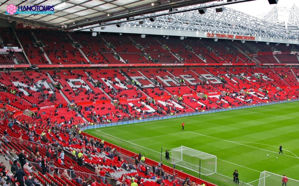 Khám phá khán đài sân vận động Old Trafford