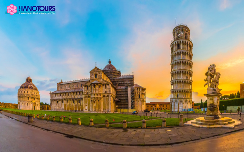 Quần thể Campo dei Miracoli, bao gồm tháp nghiêng Pisa