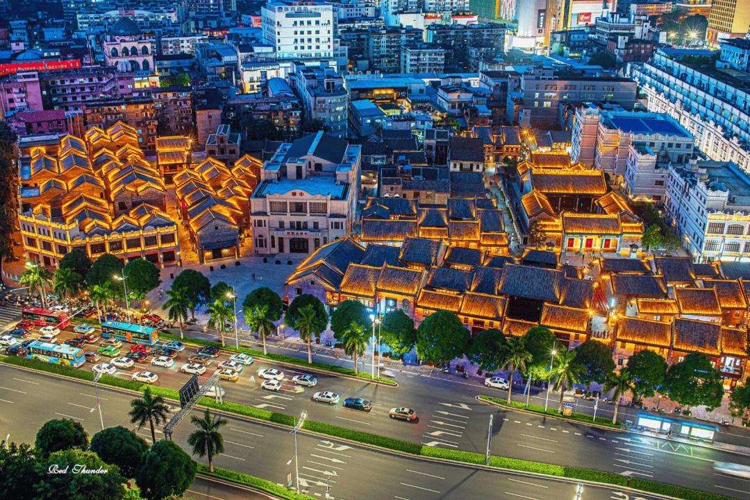 Khám phá Nam Ninh về đêm tại Nam Ninh Chi Dạ, hòa mình vào không gian rực rỡ ánh đèn, ẩm thực và những màn trình diễn văn hóa đặc sắc