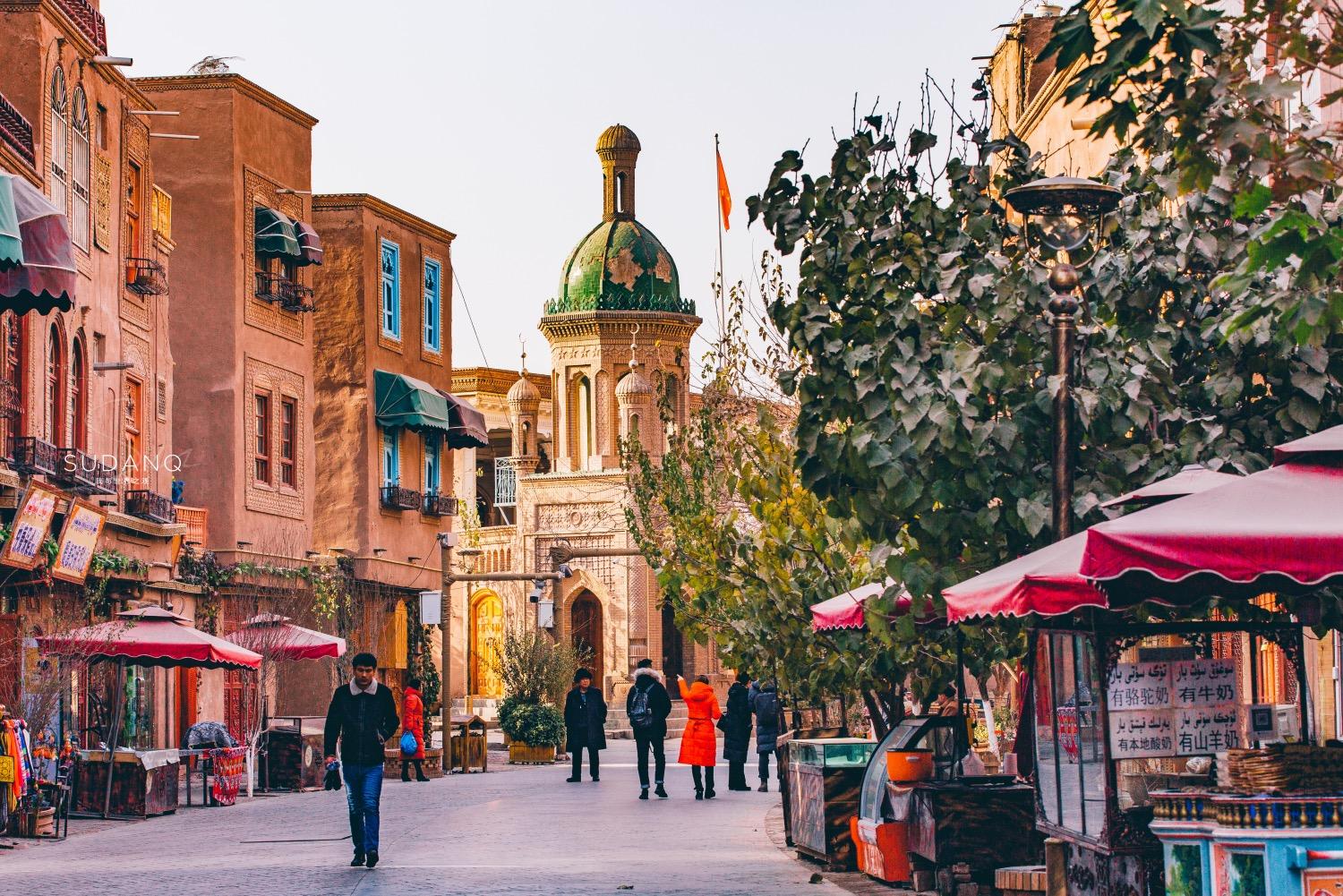 Kashgar – thành phố cổ trên Con đường Tơ lụa, nơi văn hóa Trung Á hòa quyện cùng sắc màu đặc trưng của Tân Cương
