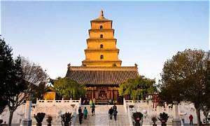 Đại Nhạn Tháp nổi bật với kiến trúc Phật giáo cổ kính, là biểu tượng gắn liền với lịch sử và văn hóa Tây An