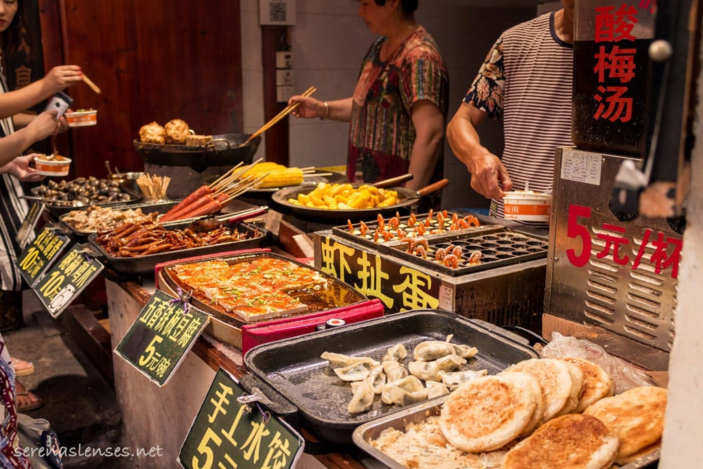 Các món ăn đặc trưng Tây Đường mang hương vị dân dã, đậm đà và tinh tế, phản ánh nét ẩm thực đặc trưng của vùng Giang Nam